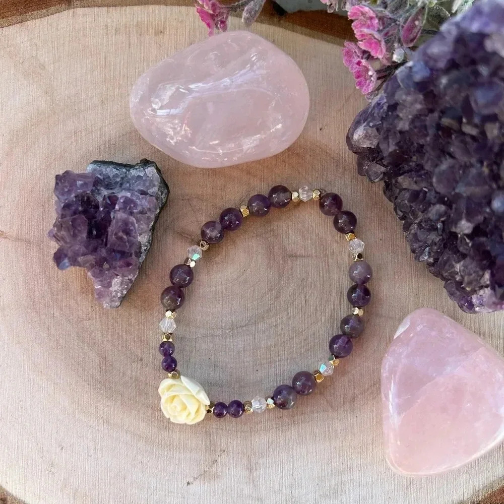 💜 Handmade Amethyst bracelet with rose charm🌹💜🪩 - Picture 3 of 3
